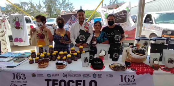 Promueve Gobierno Municipal “HECHO EN TEOCELO” en el puerto de Veracruz