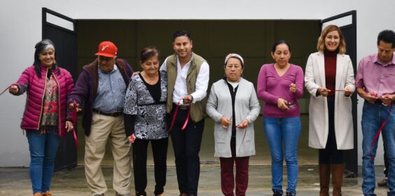 alde; Isaac Alberto Anell Reyes, recinto social