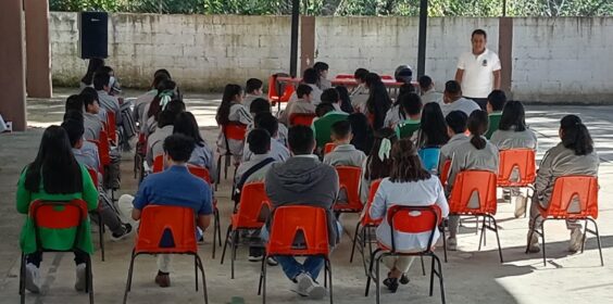 Realiza SIPINNA charla con alumnos dde la comunidad de Baxtla
